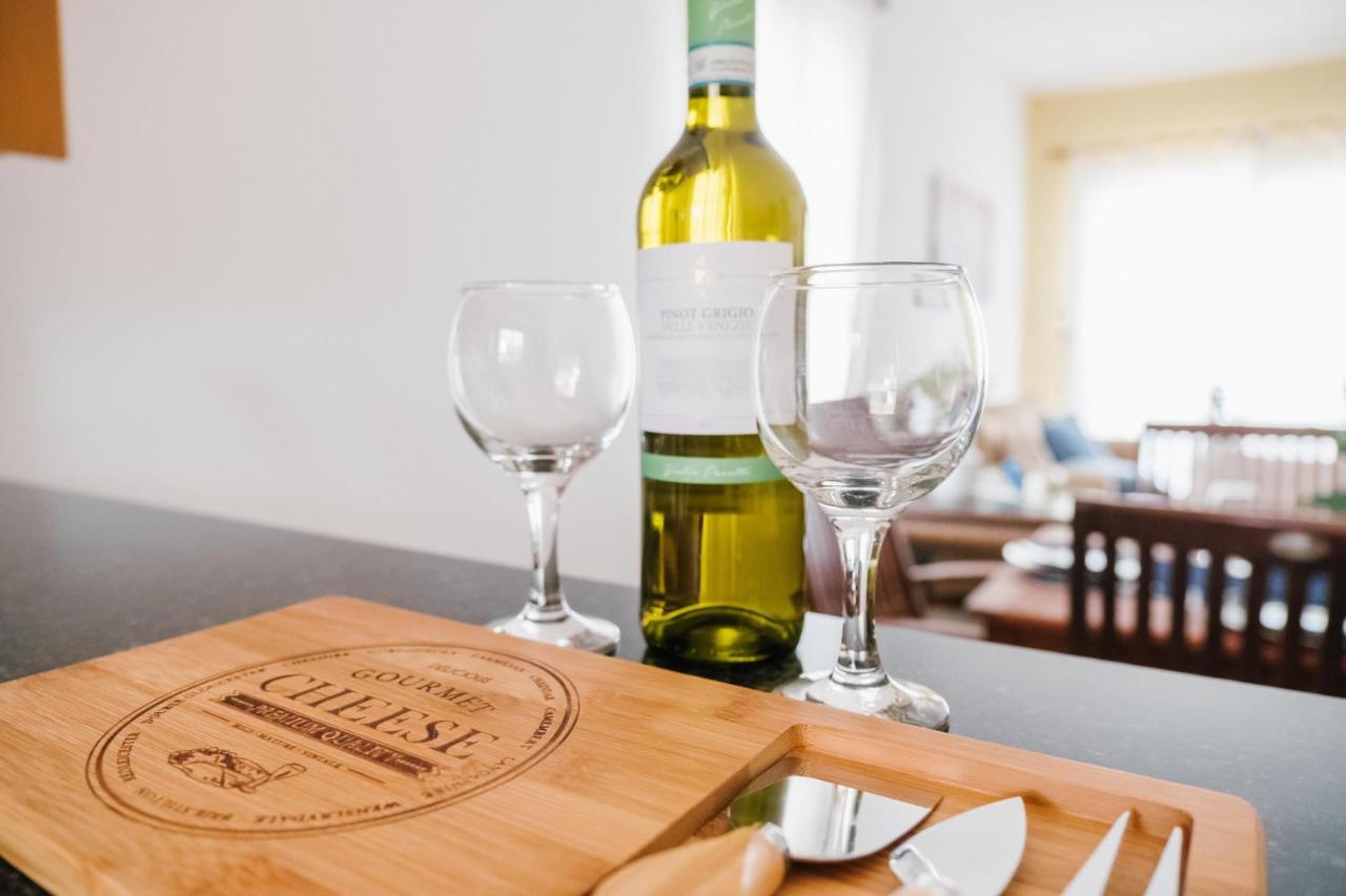 Aphrodite Gardens No.9 Luxury Apt Paphos Eksteriør bilde
